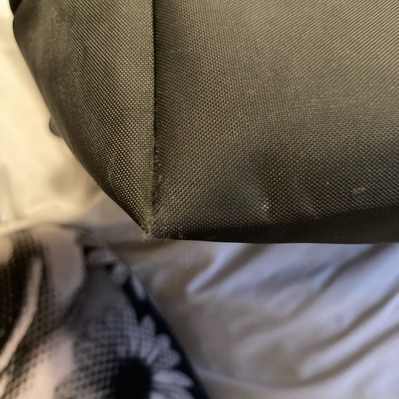 Longchamp Le Pliage Tote - Picture 9 of 14